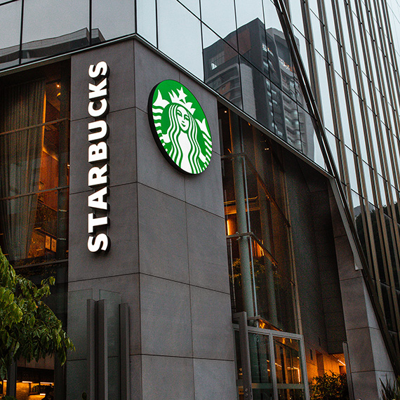Fachada Starbucks